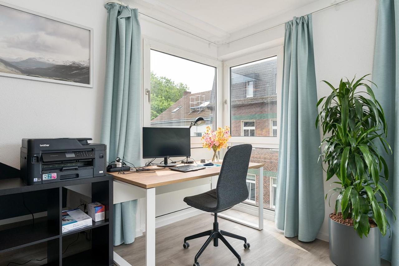 Federnest: Luxury Studio with King Bed & Home Office Duisburg Exterior photo