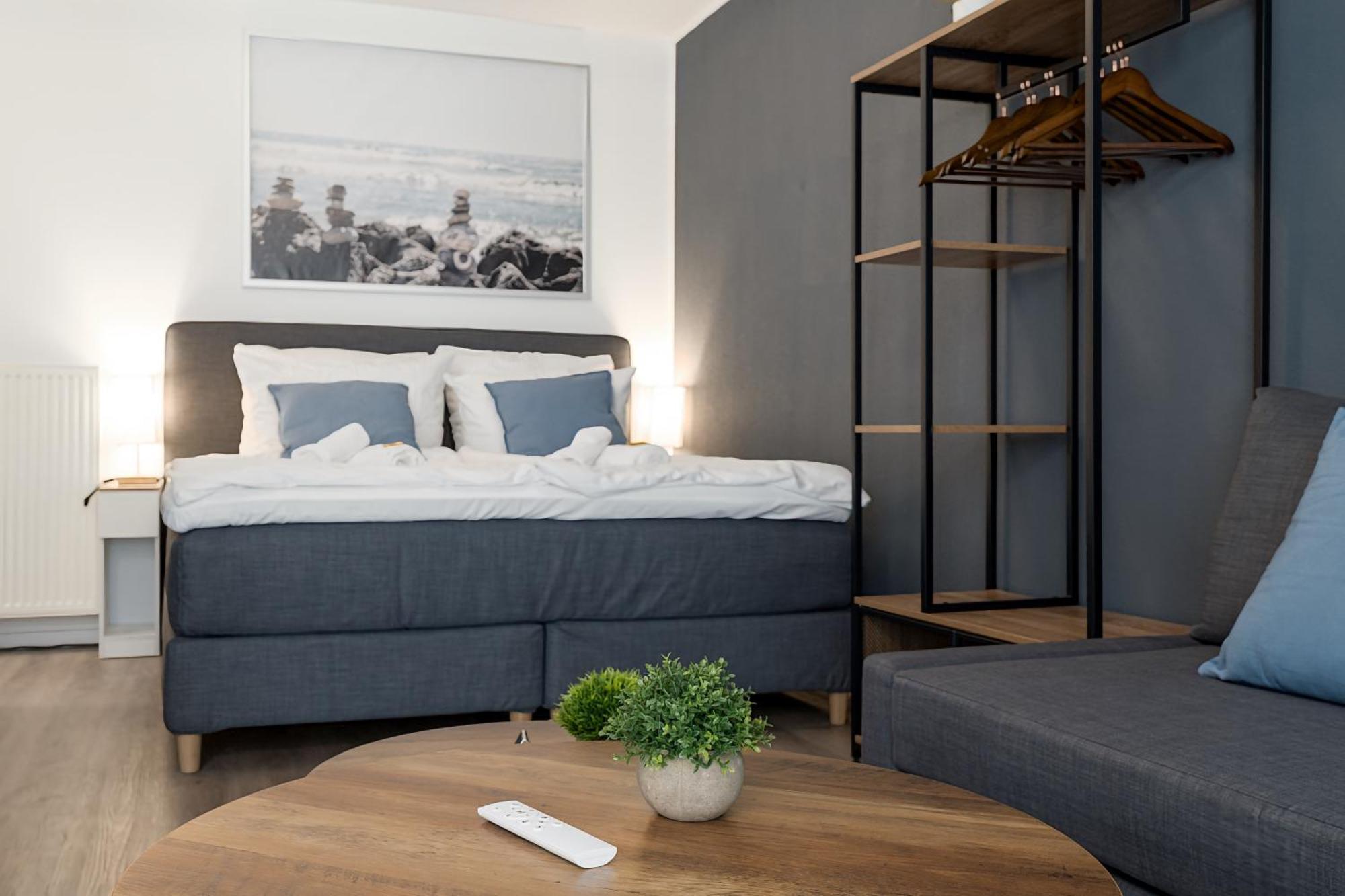 Federnest: Luxury Studio with King Bed & Home Office Duisburg Exterior photo